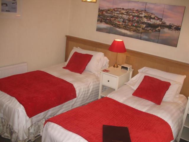 Sampford Harbour Side Guest House Brixham Exterior photo